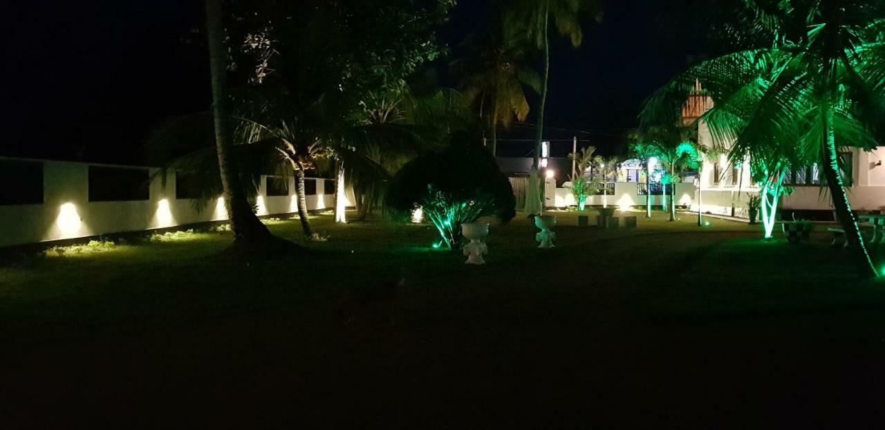 Acquabey Surf Villa Matara Extérieur photo